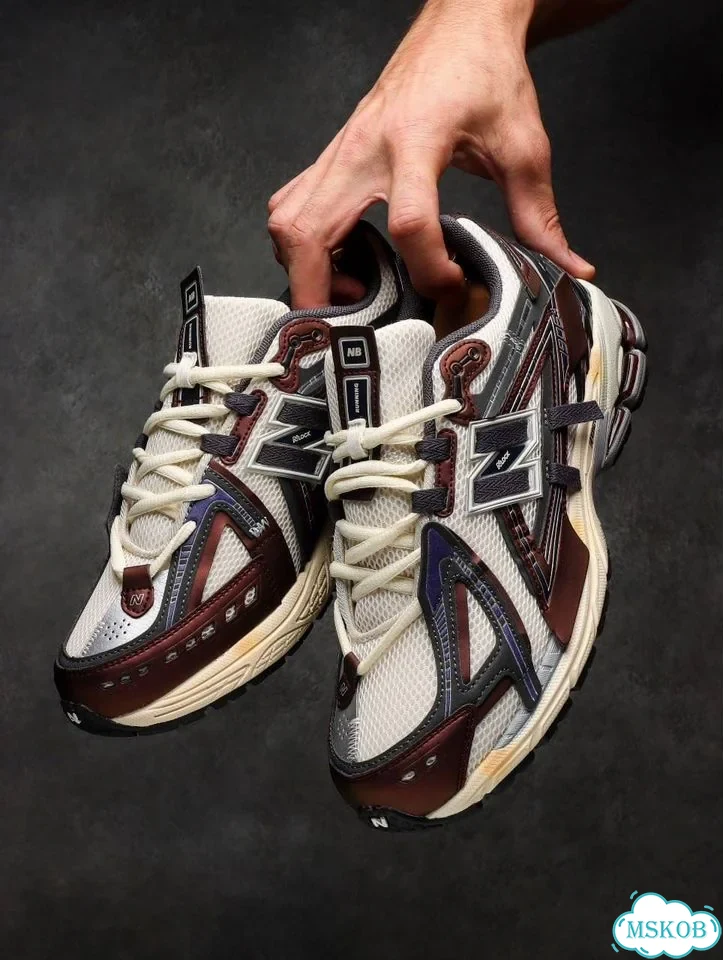 Кроссовки New Balance 1906A Brown с накладками фото 4