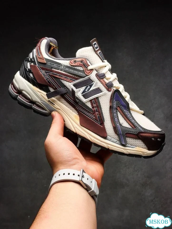 Кроссовки New Balance 1906A Brown с накладками фото 9