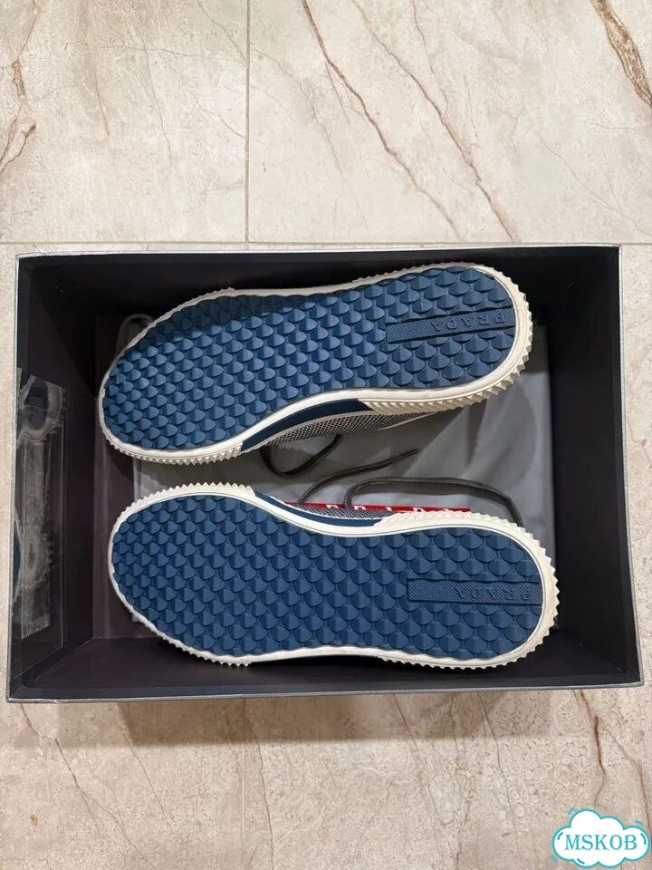 Prada Leather Nylon Stratus Sneakers фото 2