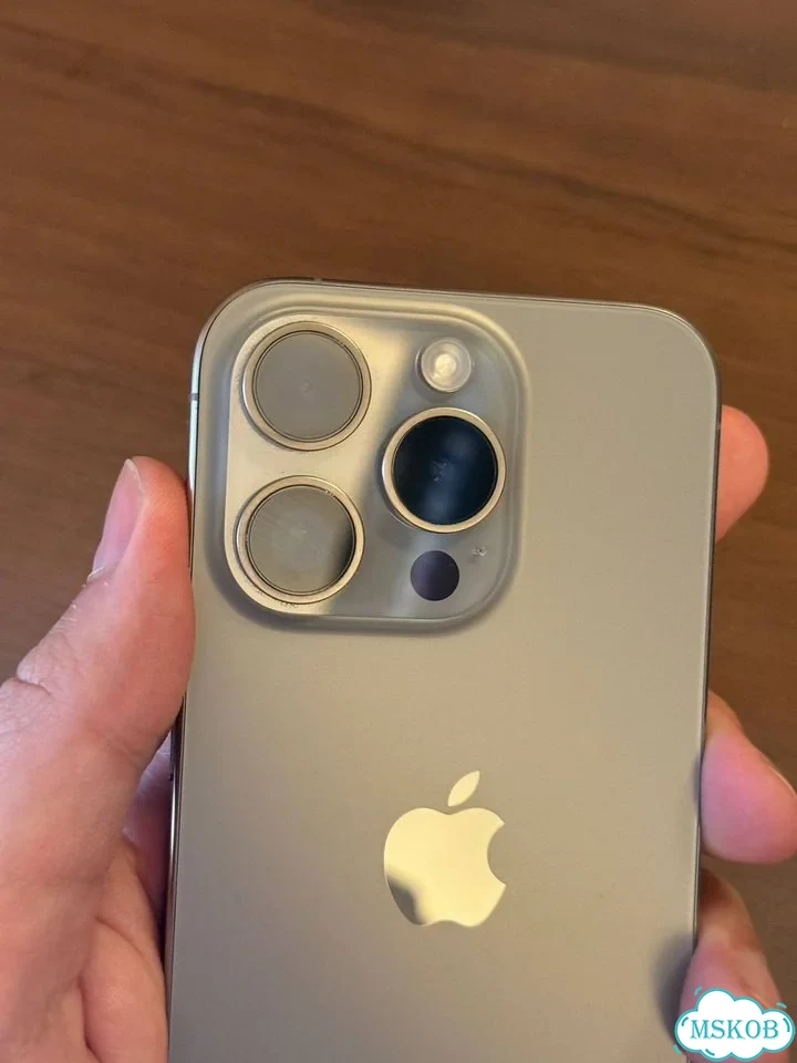 iPhone 15 Pro, 256 ГБ, SIM + eSIM фото 8