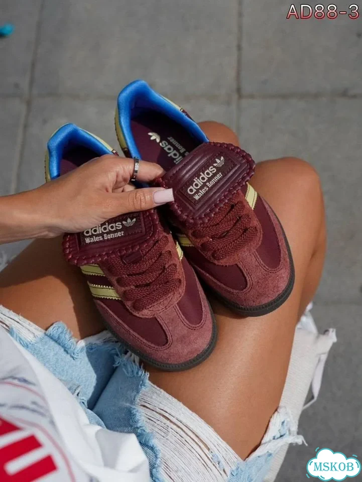 Кроссовки женские Adidas фото 6