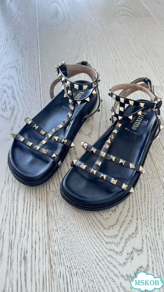 Босоножки valentino оригинал фото 1