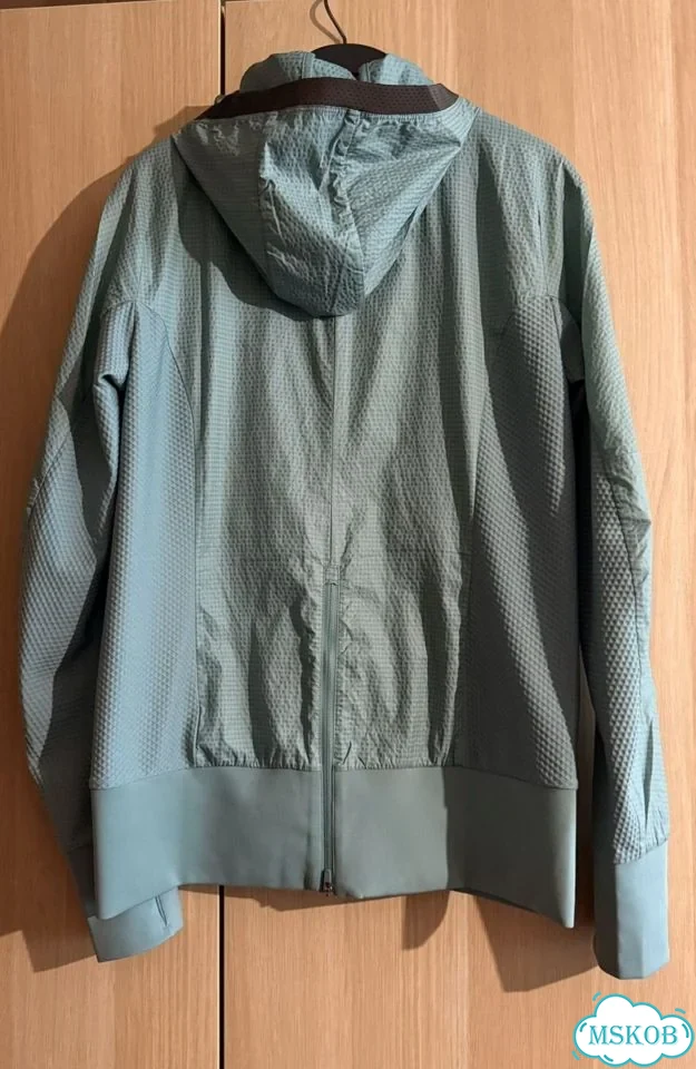 Ветровка adidas, M фото 2