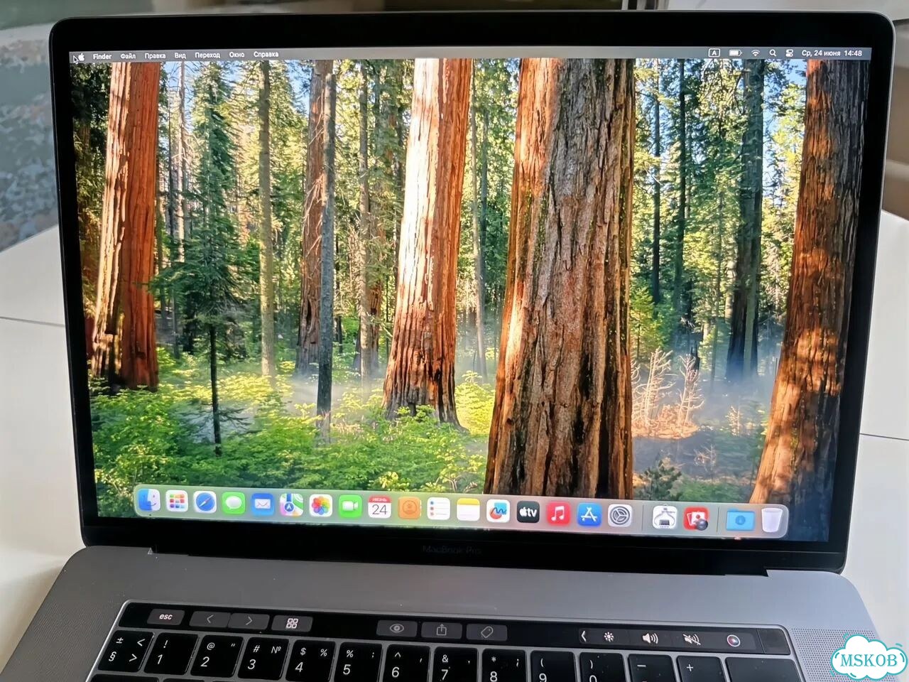 Macbook pro 15 2019 i7 фото 4