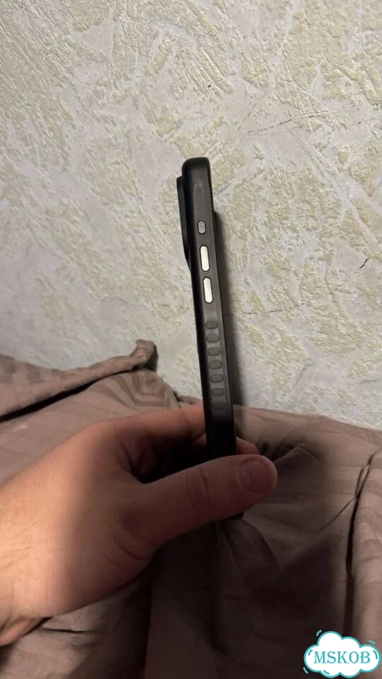 Чехол на iPhone 17 pro max magbak фото 2