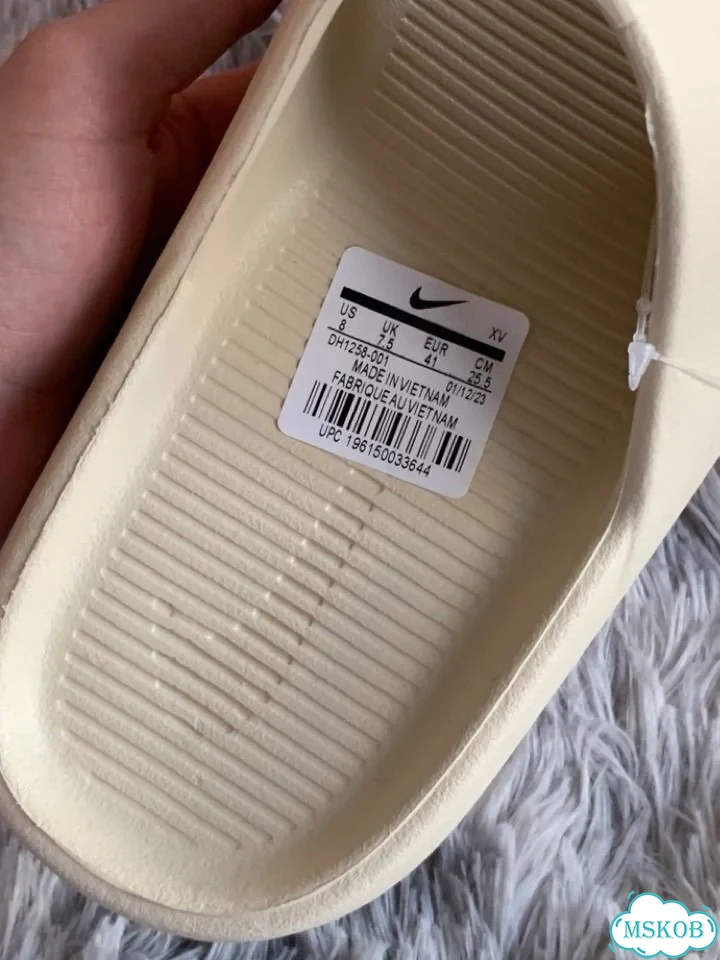 Новые Тапки Nike Calm фото 2