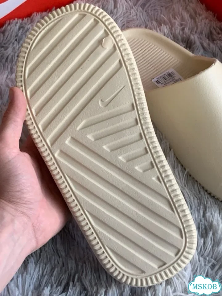 Новые Тапки Nike Calm фото 3