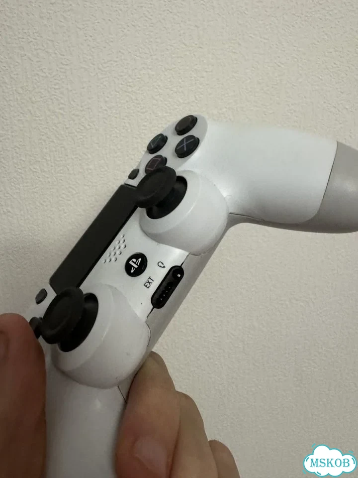 Джойстик ps4 фото 3
