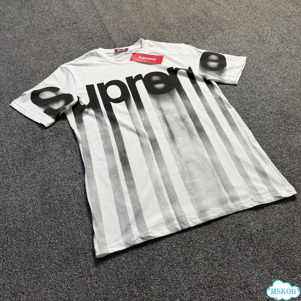 Футболка Supreme Blured Logo с черными буквами фото 4