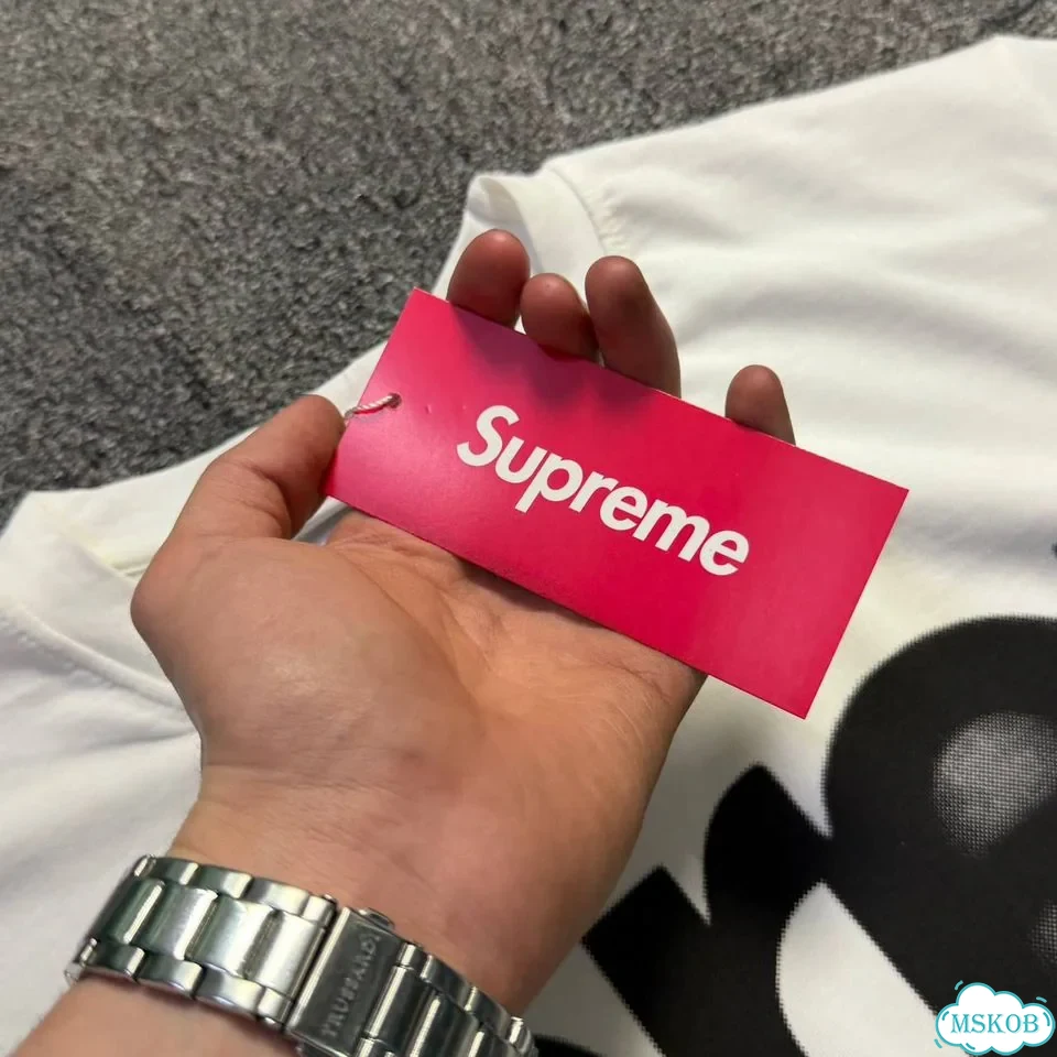 Футболка Supreme Blured Logo с черными буквами фото 6