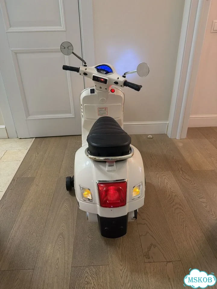 Детский Электромотоцикл Kreiss Vespa фото 4
