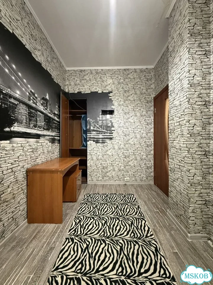 Комната 10 м² в 3-к., 1/6 эт. фото 5