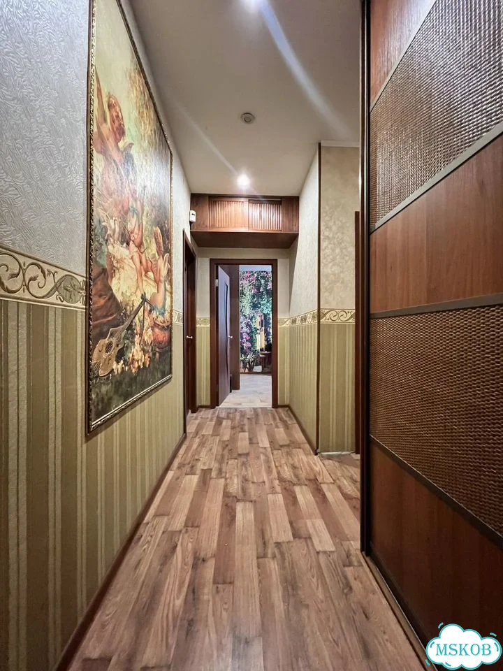 Комната 10 м² в 3-к., 1/6 эт. фото 6