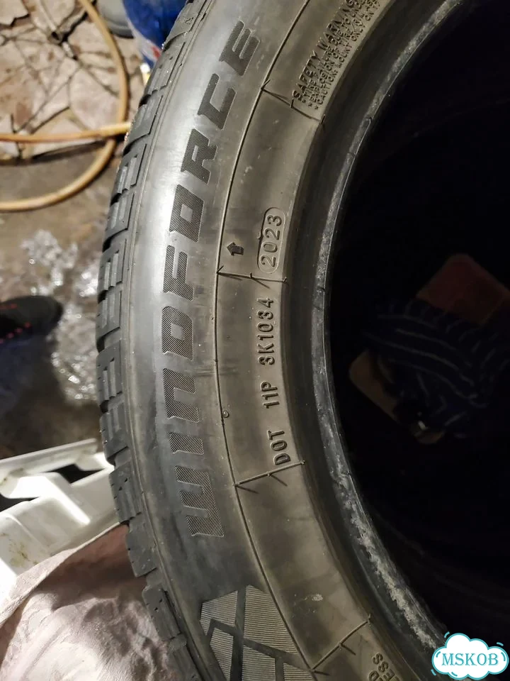 Windforce Snowblazer UHP 225/55 R17 фото 2