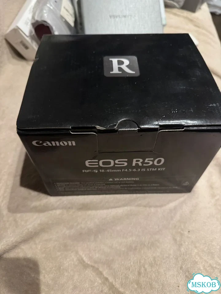 Canon EOS R50 RF-S 18-45mm KIT фото 2