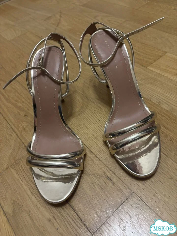 Босоножки Zara р.38 фото 1