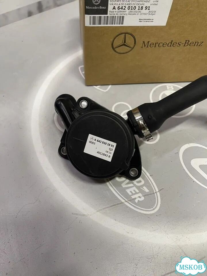 Клапан вентиляции Mercedes OM642 A6420101891 фото 3