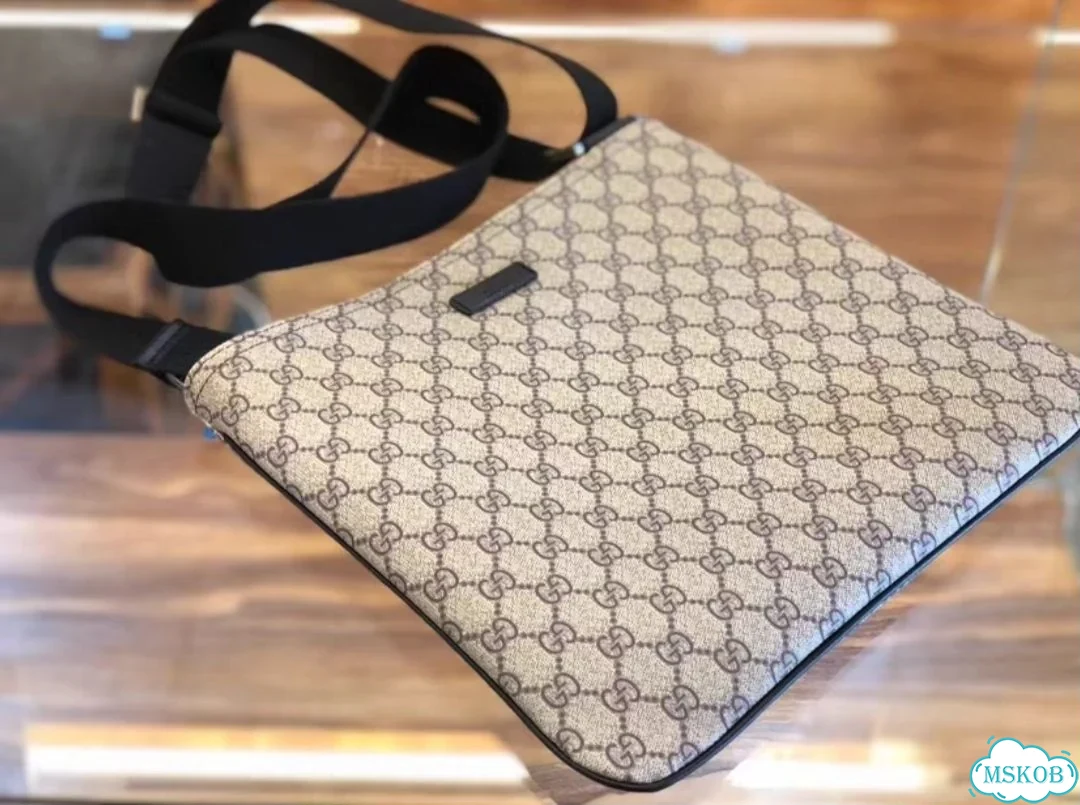 Сумка gucci gg supreme monogram фото 5