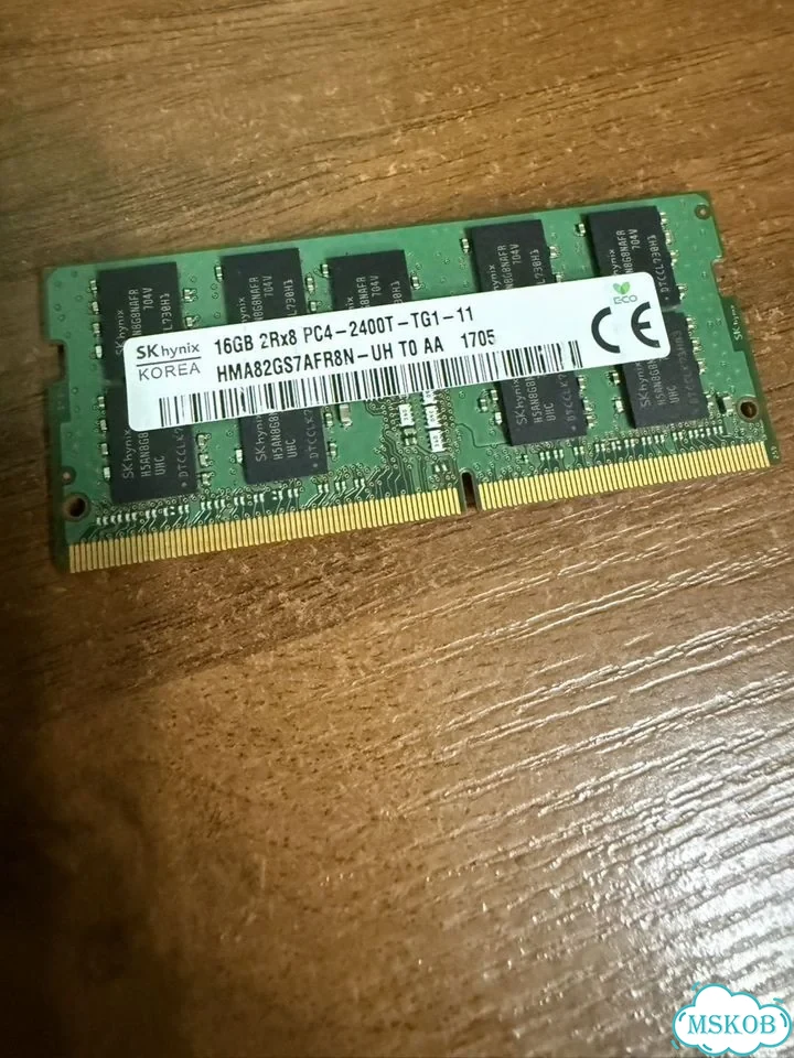 Оперативная память ddr4 16gb 2400 sodimm hynix фото 1