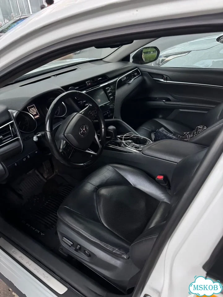 Toyota Camry 2.5 AT, 2019, 500 000 км фото 3