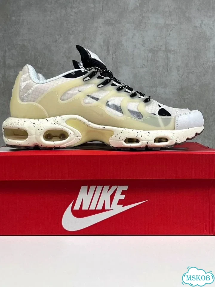 Кроссовки Nike Air Max Terrascape Plus белые фото 1