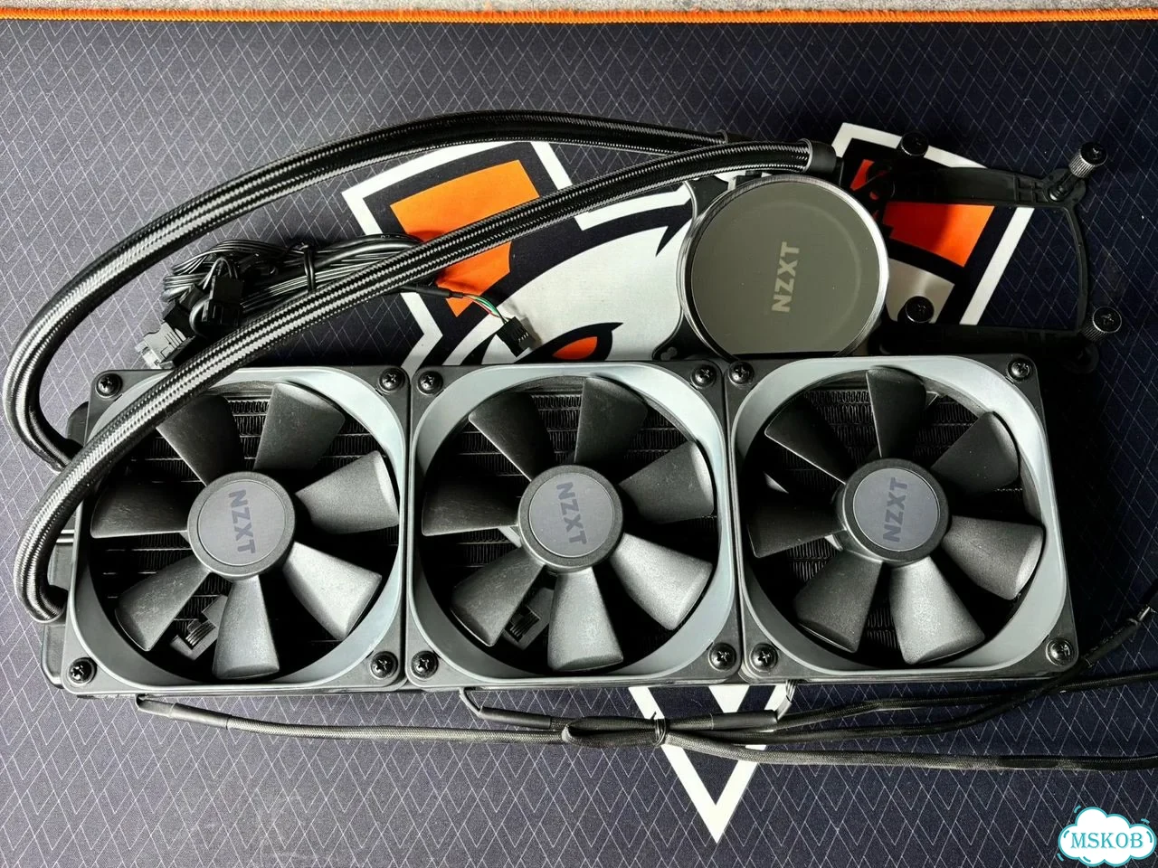 Система охлаждения Kraken nzxt x72 фото 1