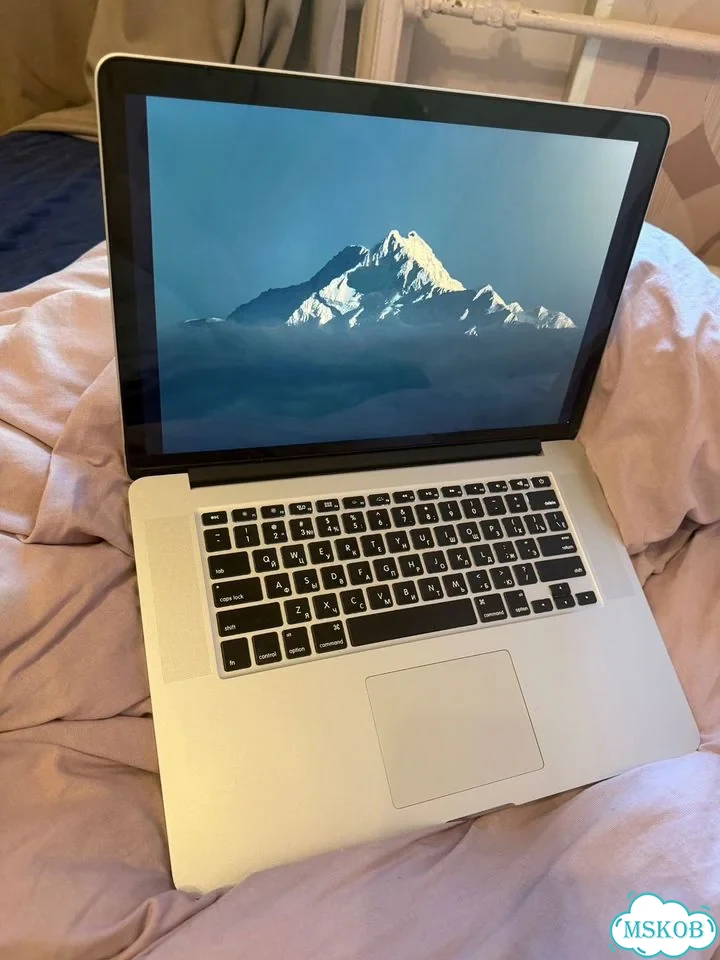 Apple MacBook Pro (Retina, 15-inch, Mid 2014) фото 2
