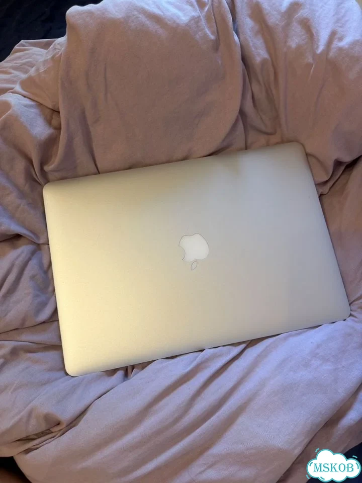 Apple MacBook Pro (Retina, 15-inch, Mid 2014) фото 3