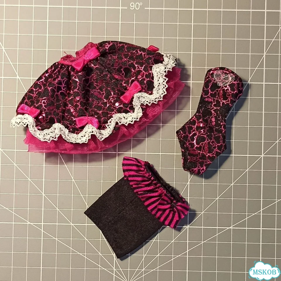 Аксессуары монстер хай monster high дракулаура фото 1