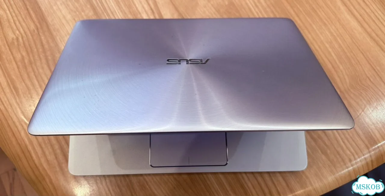 Asus Zenbook Ux310 Core i7-7200 12DDR 4K 512SSD фото 1