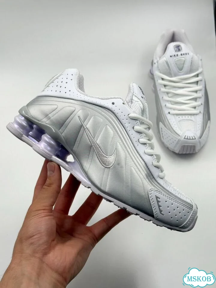 Кроссовки Nike Shox R4 фото 8