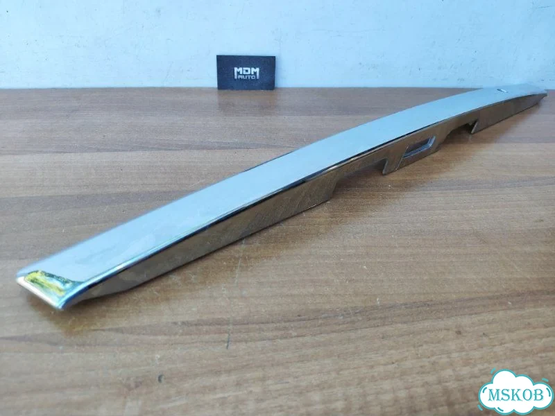 Молдинг багажника Ниссан Тиида С11 Tiida C11 седан фото 5