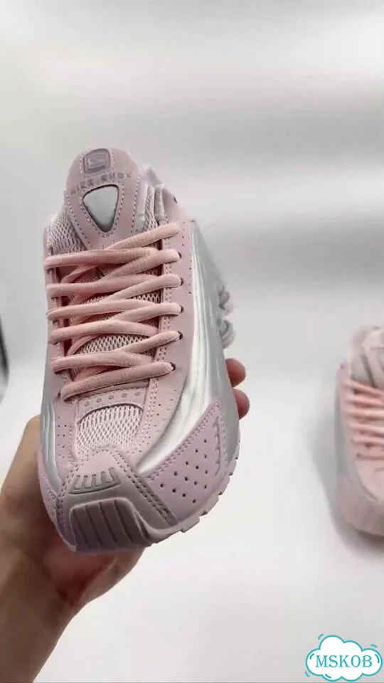Кроссовки Nike Shox R4 фото 1