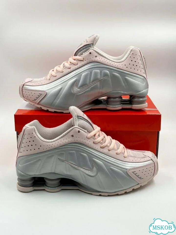 Кроссовки Nike Shox R4 фото 2