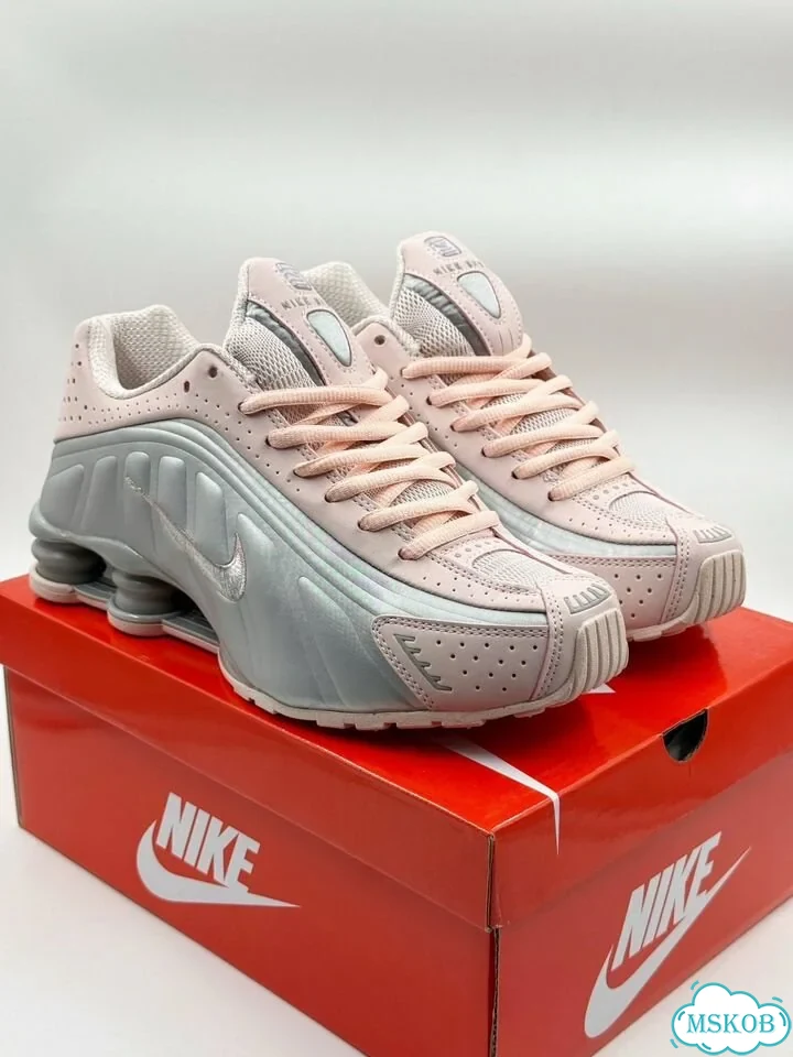 Кроссовки Nike Shox R4 фото 3