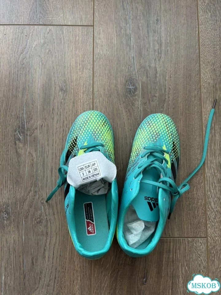 Бутсы детские adidas predator фото 2