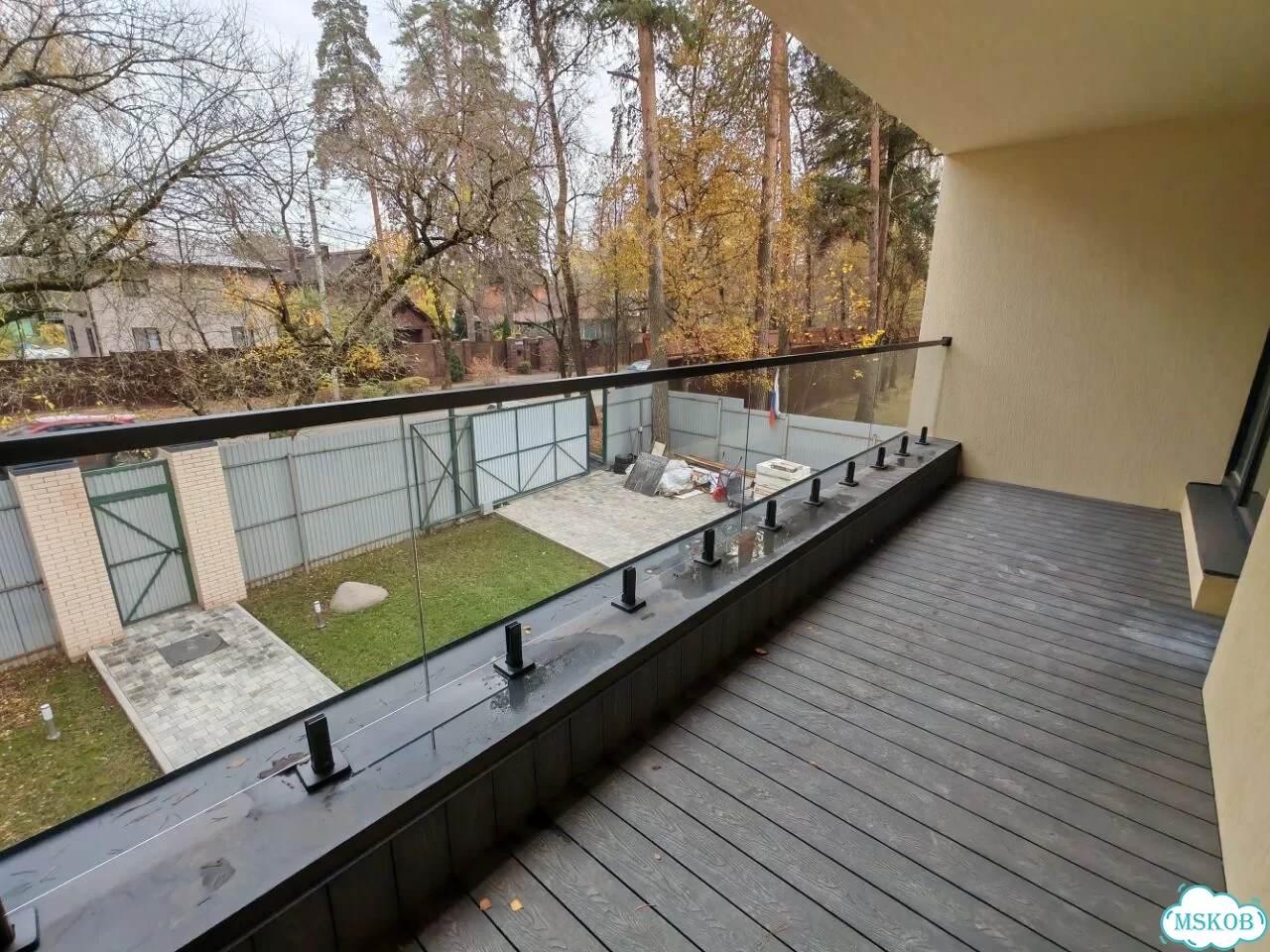 Поручни из стекла на лестницу фото 8