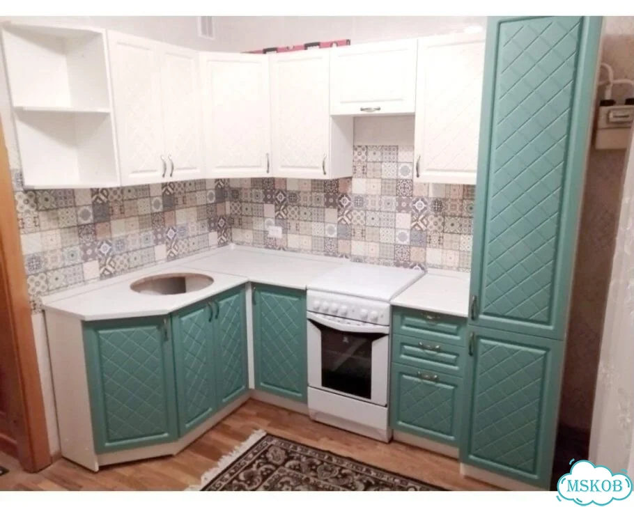 Кухонный гарнитур мдф с аккуратными фасадами фото 2