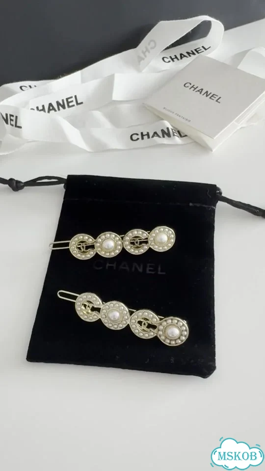 Chanel заколка vip gift новинка фото 1