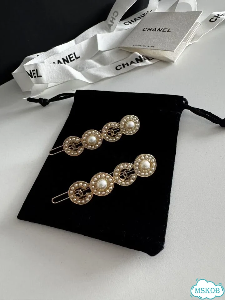 Chanel заколка vip gift новинка фото 2