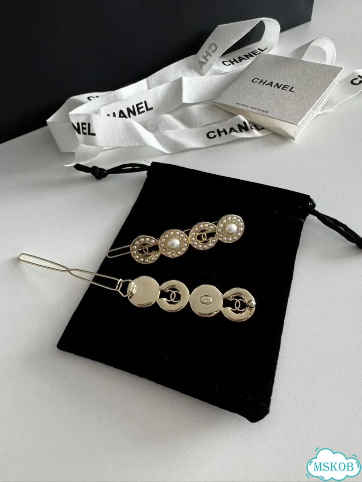 Chanel заколка vip gift новинка фото 6