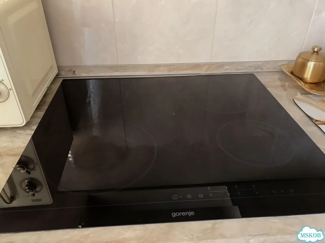 Стеклокерамическая плита gorenje варочная б/у фото 1