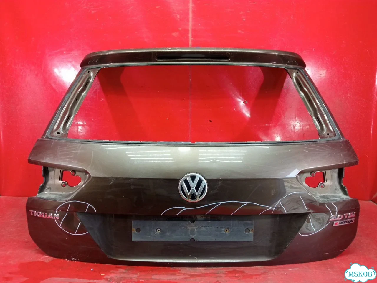 Крышка багажника volkswagen tiguan 2 2016 фото 2