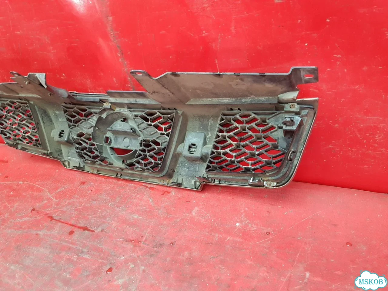 Решетка радиатора Nissan X-Trail T31 2007-2011 фото 5