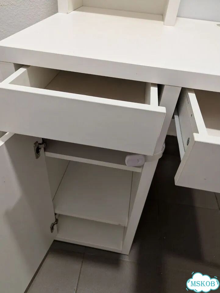 Письменный стол IKEA фото 1