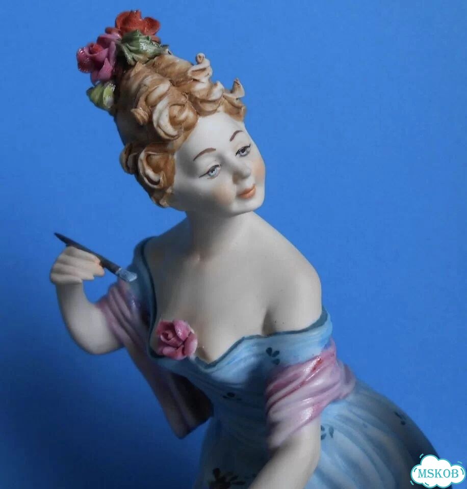 Винтажная фигурка Художница 22см, фарфор 1960е фото 5
