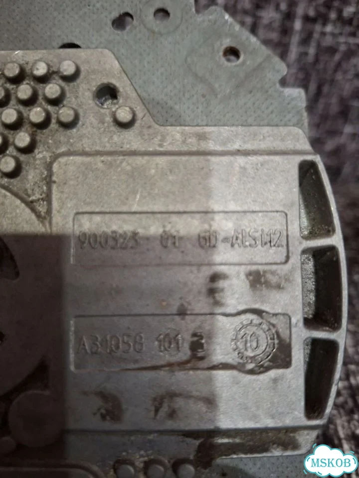 Audi двигатель вентилятора охлаждения. Оригинал фото 3