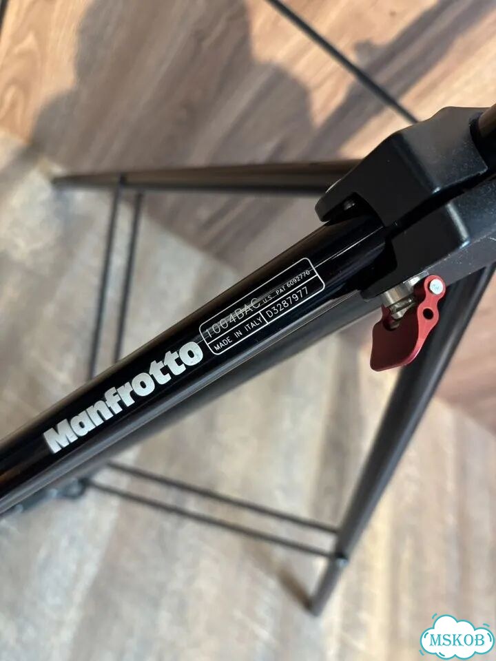 Штатив manfrotto для света 1004BAC фото 3