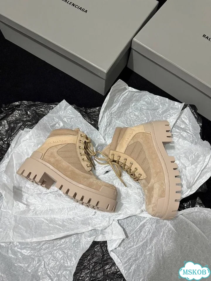Ботинки женские Balenciaga фото 2