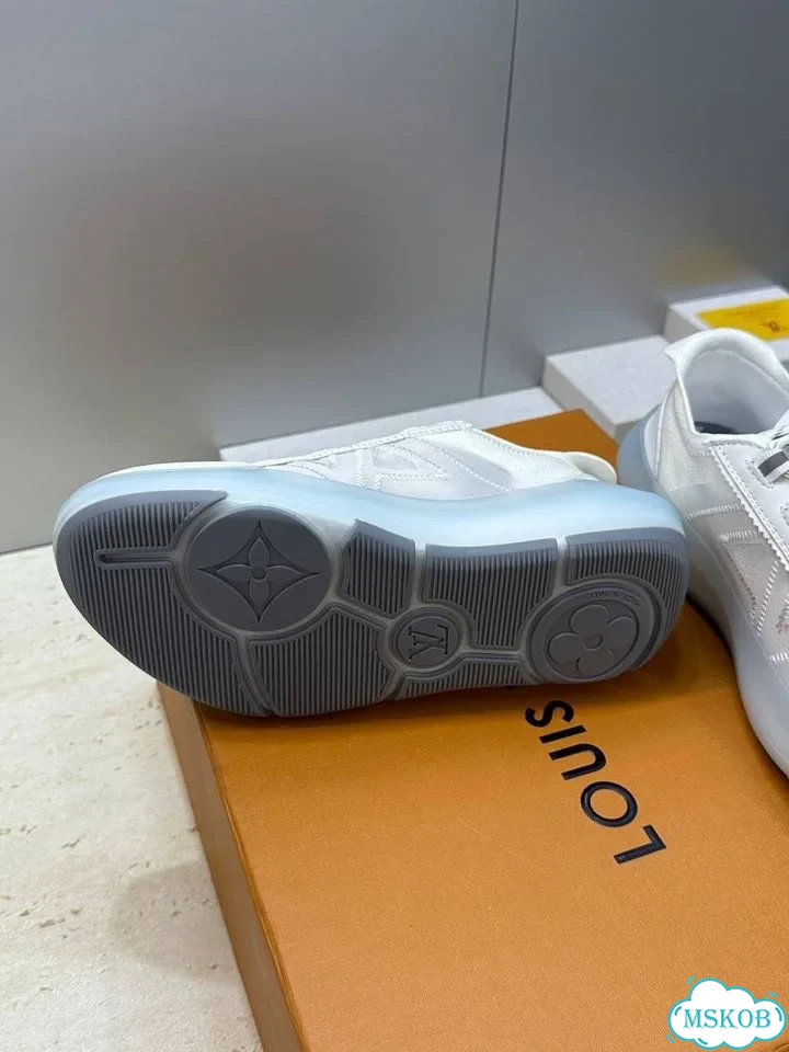 Кроссовки женские Louis Vuitton фото 7